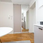 Апартаменти Cityscape Haven *